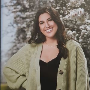 Meet your Posher, Xiomara